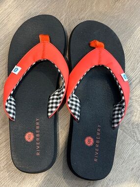 Women's Red Black-Checked Thong Sandals